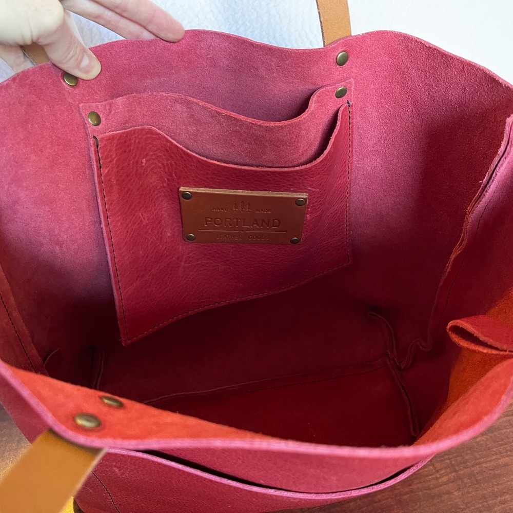 Portland Leather Goods – *Sugar* Classic Tote (Large) - Tan Handles - Picture 6 of 6